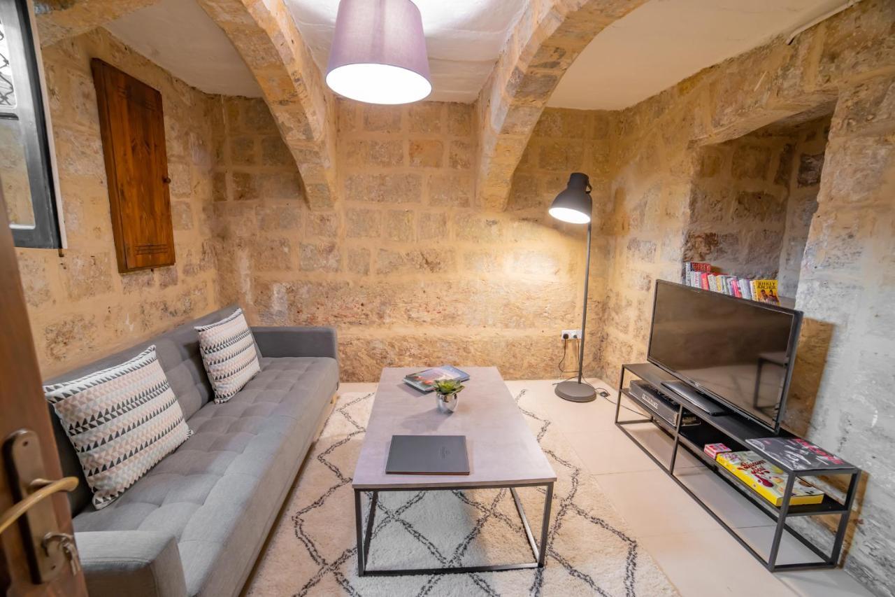 Carmelita Maisonette Валетта Экстерьер фото
